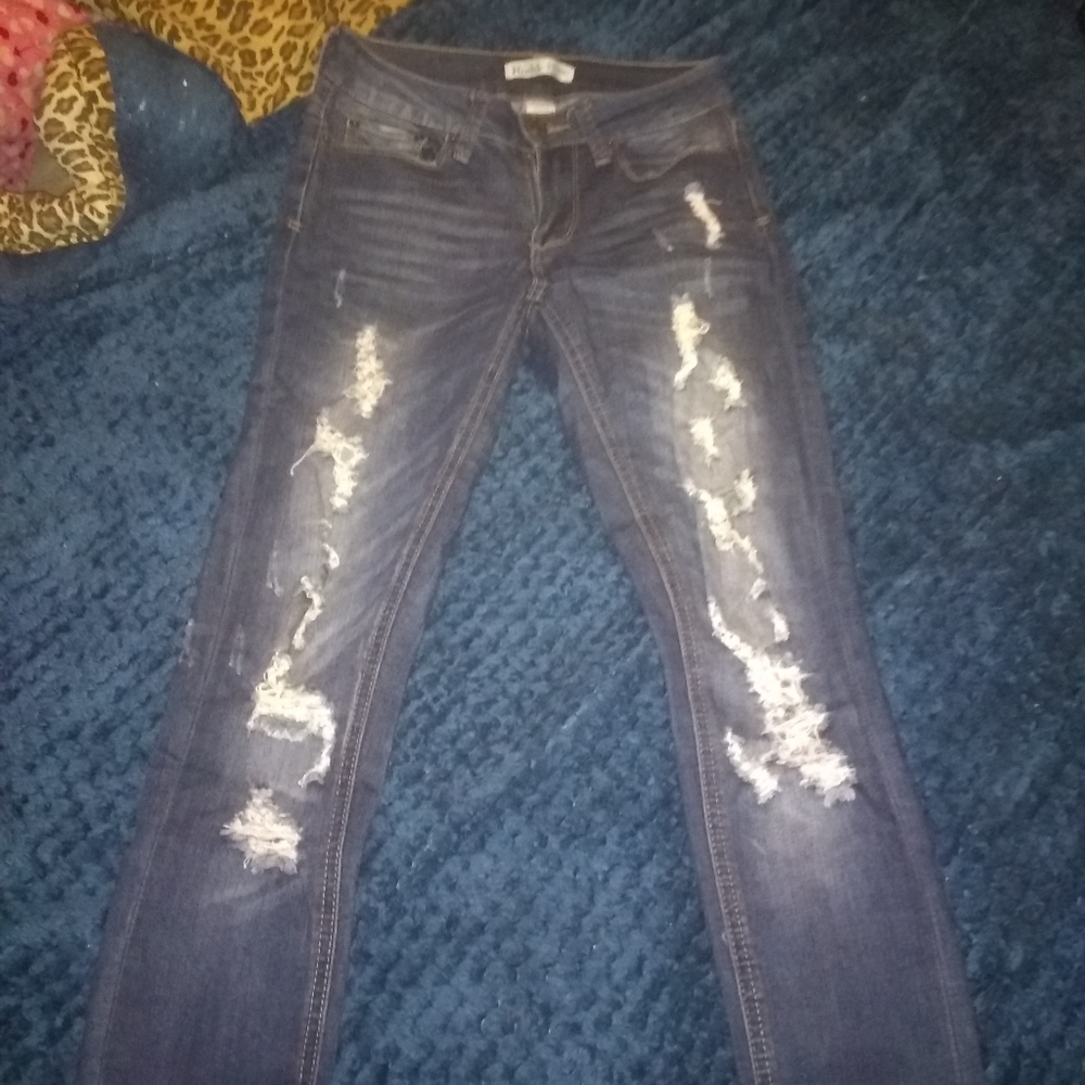 Mudd ripped skinny jeans